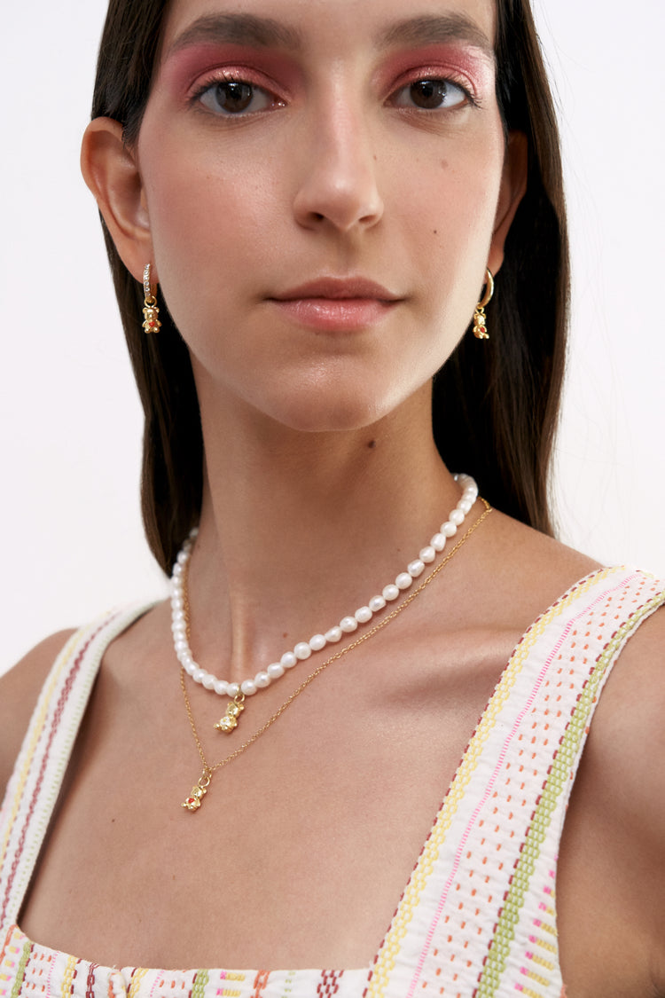 Daisy Bear Pearl Necklace